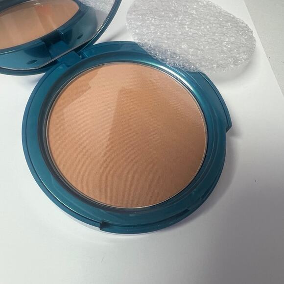 Colorescience pressed foundation - Picture 6 of 8